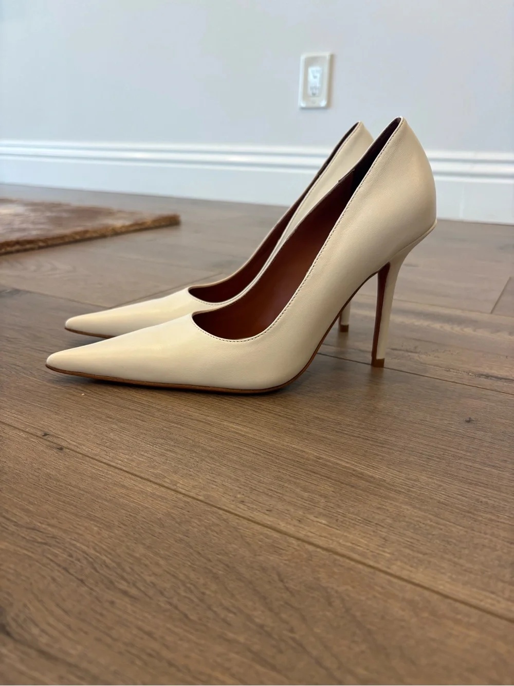 NEW Amina Muaddi White Nappa Pointed Barbara Stiletto Pump